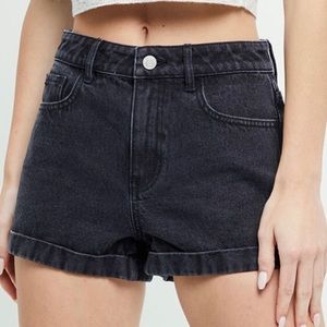 pacsun black mom short jeans